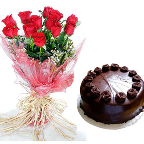 Cake With Red Rose Bunch, Valentine's Day gift Set