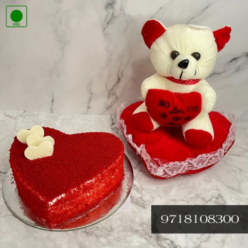 Red velvet Cake With Teddy Bear