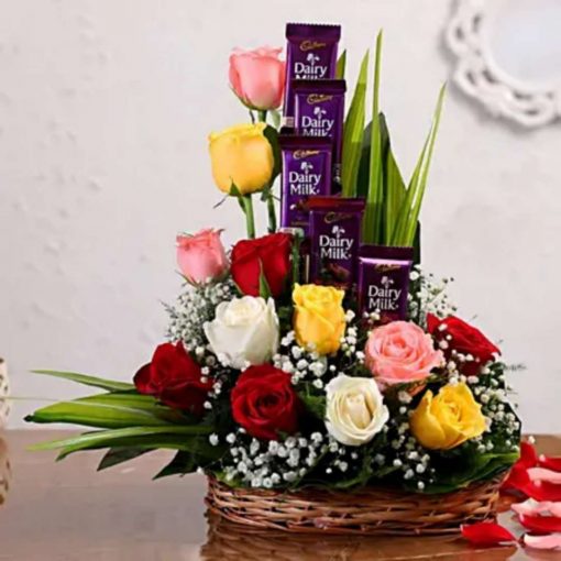 Mixed Roses Arrangement With Dairy Milk Chocolates