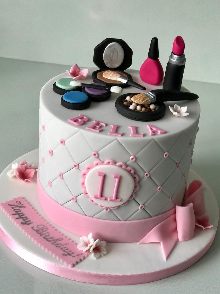 Buy Makeup Birthday Cake for Girls Online  Gurgaon Bakers
