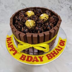 kitkat Ferrero Rocher Cake