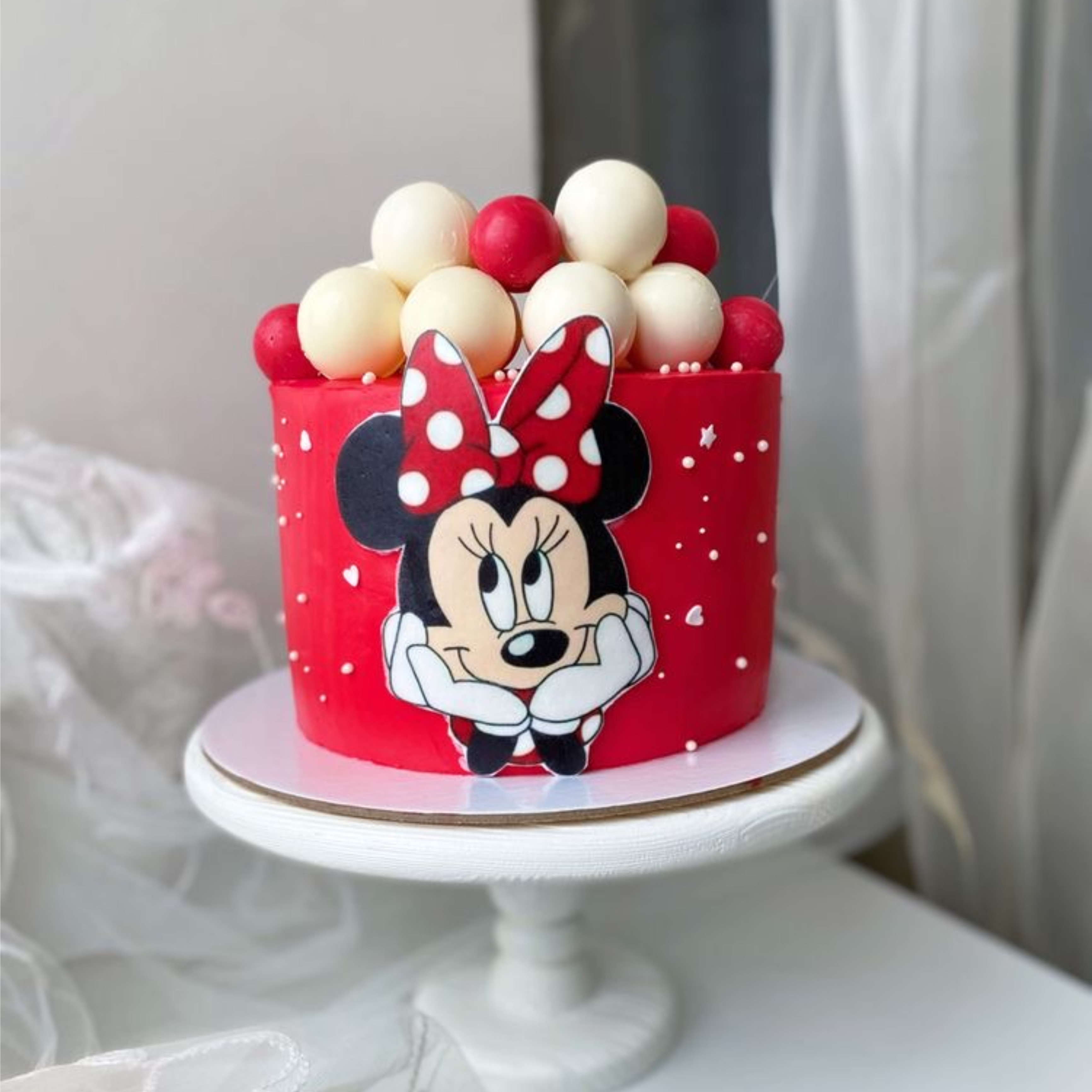 Miss Cupcakes» Blog Archive » 2 tiered Minnie mouse birthday cake