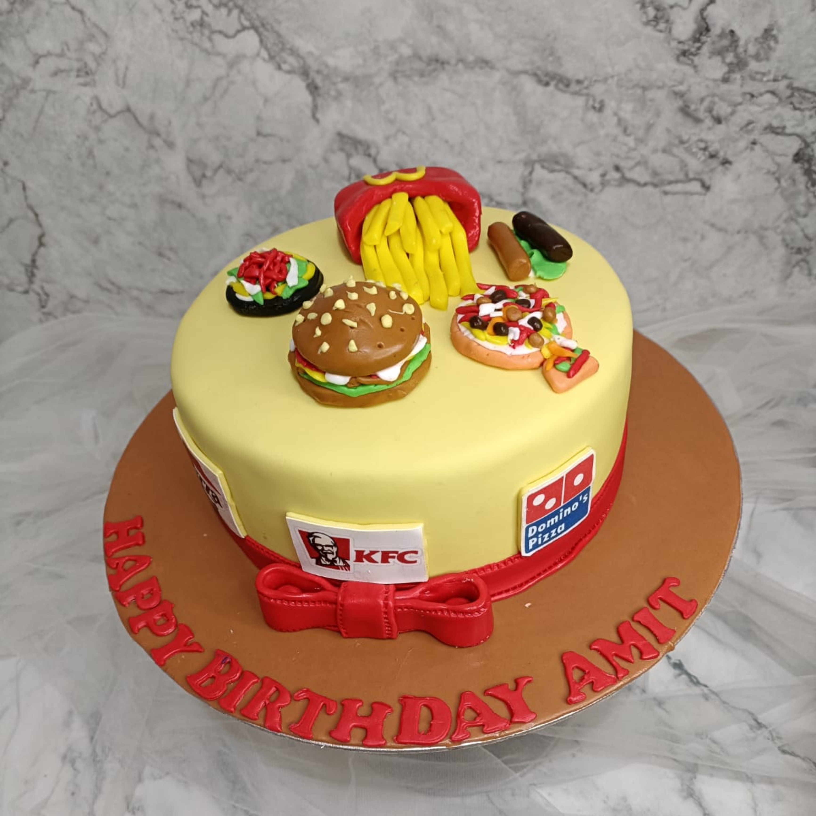 Baby Boss Cake (With Pizza Cake Design) – BakeAvenue