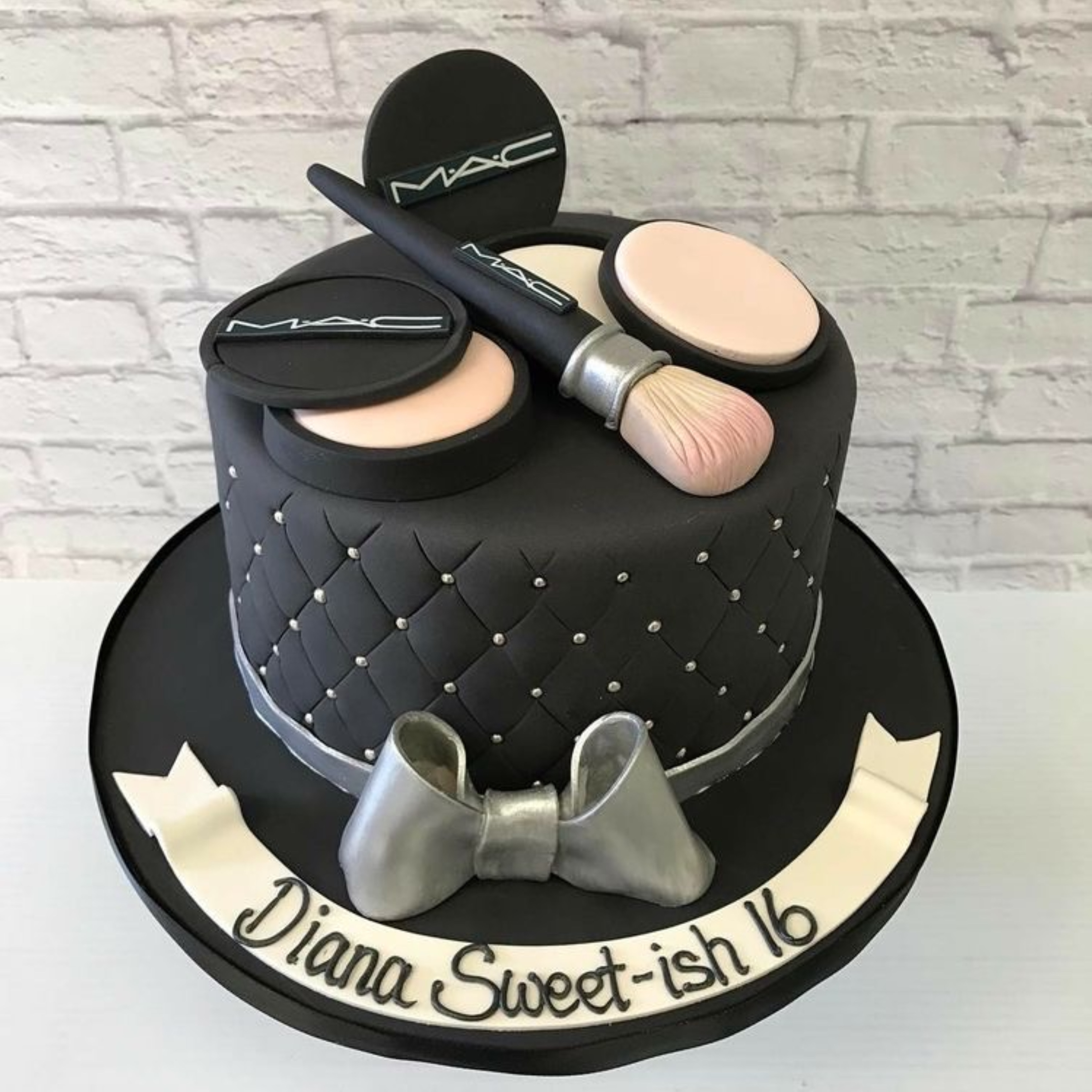 Designer Cakes Online Latest Cake Designs for Birthday  Whippedin