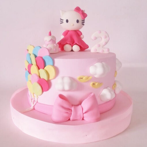 Hello Kitty Cake