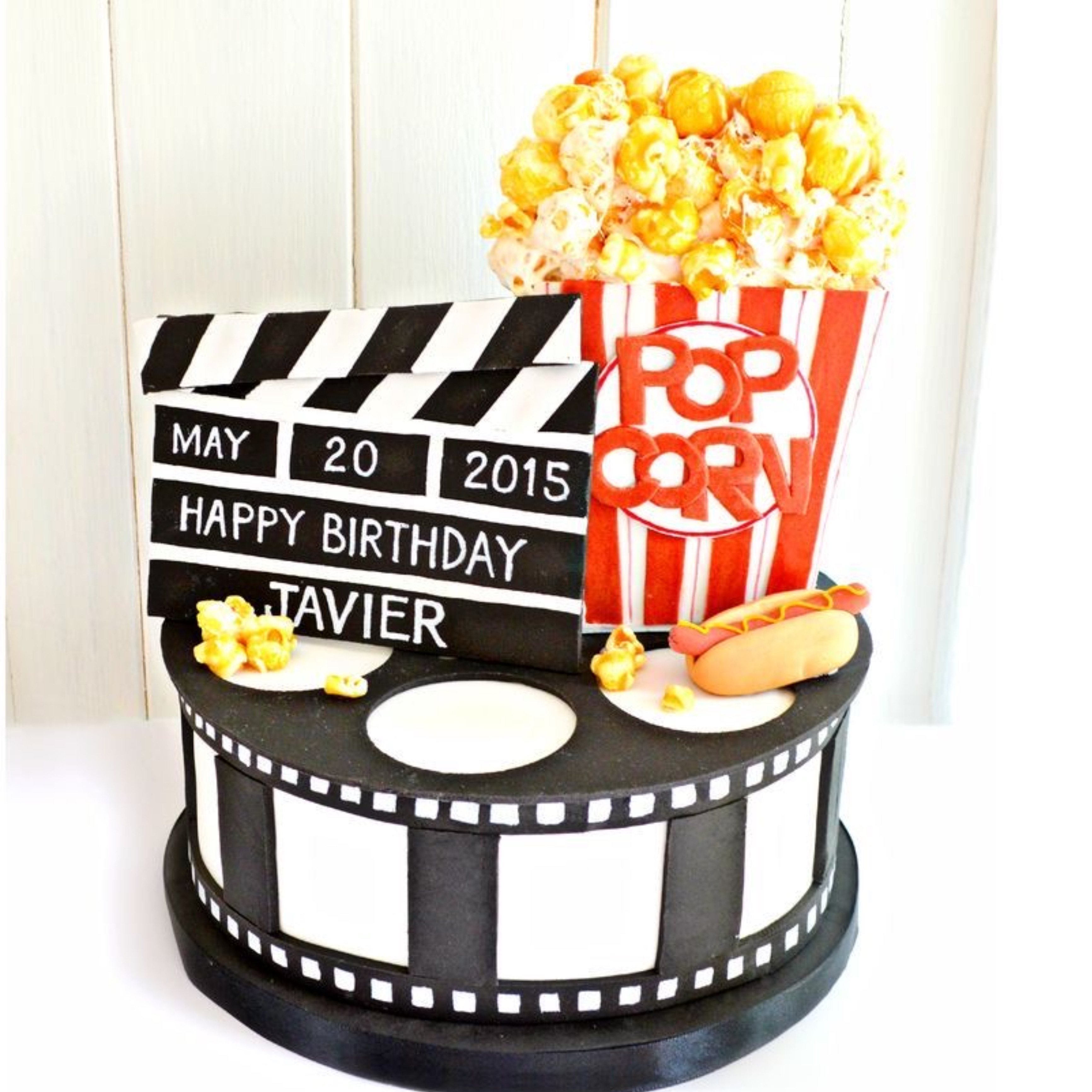 movie reviews cake