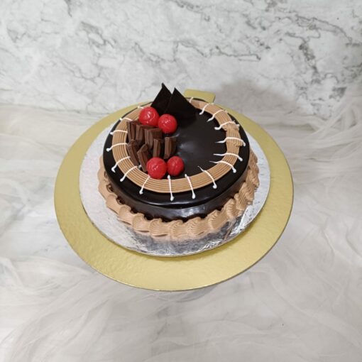 Rich Chocolate Truffle Cake