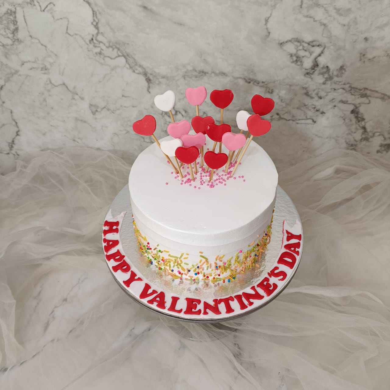 Heart Toppers Valentine Cake | Yummy cake