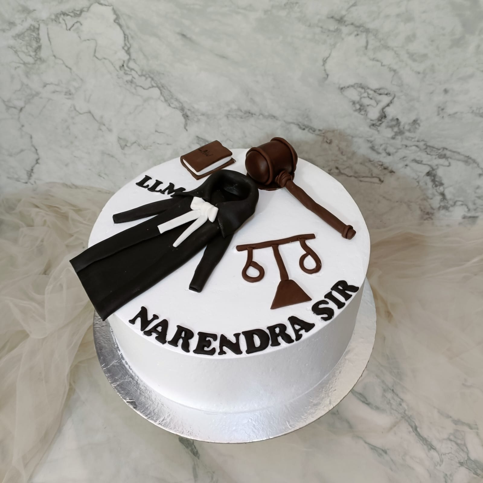 Order Customised Profession theme Cakes Online in Gurgaon & Delhi