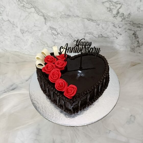 Karva Chauth Cake Ideas 2026: Romantic Eggless Cakes Delivered in Delhi NCR