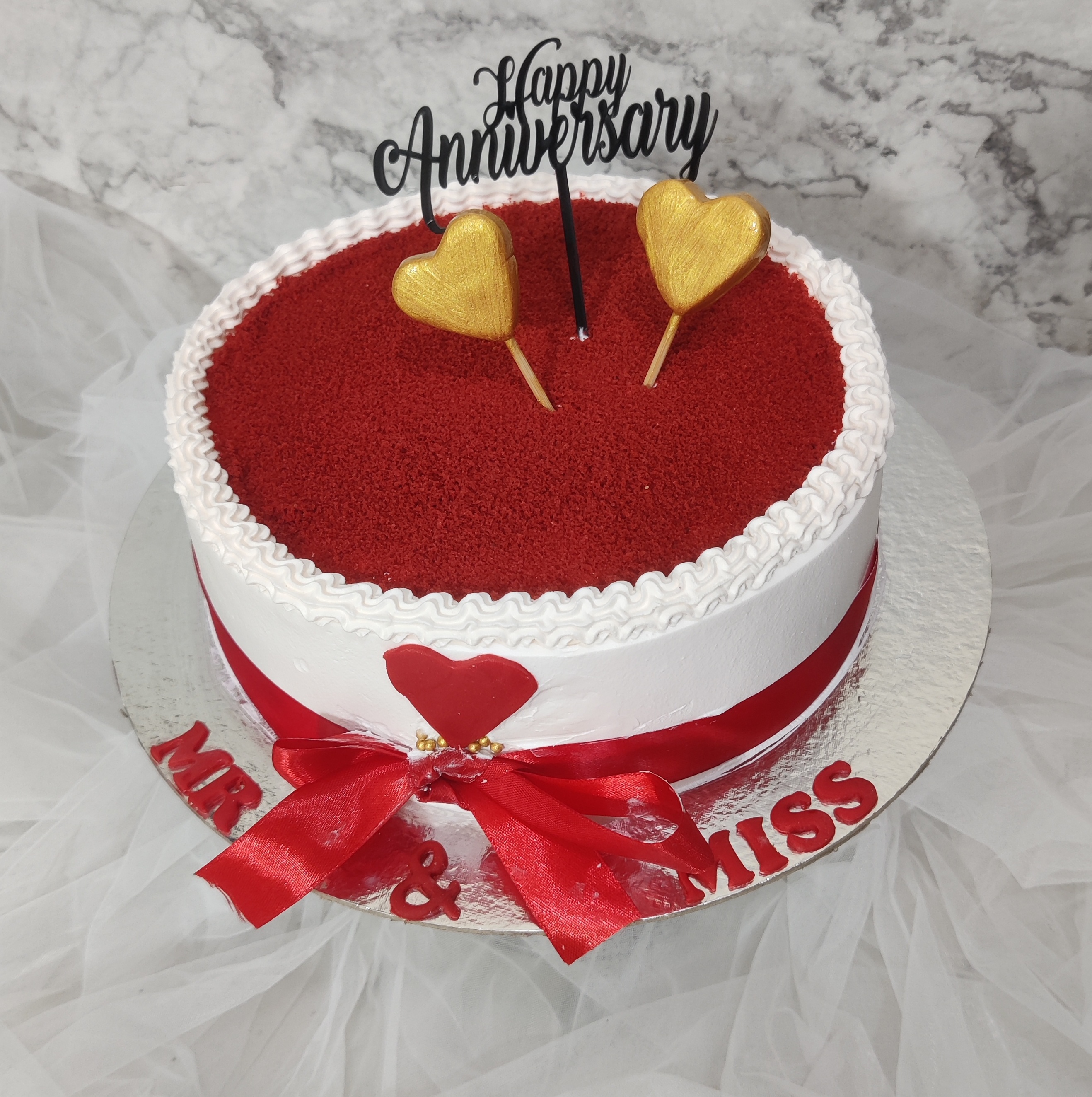 Very popular anniversary cake 4 kg Red velvet