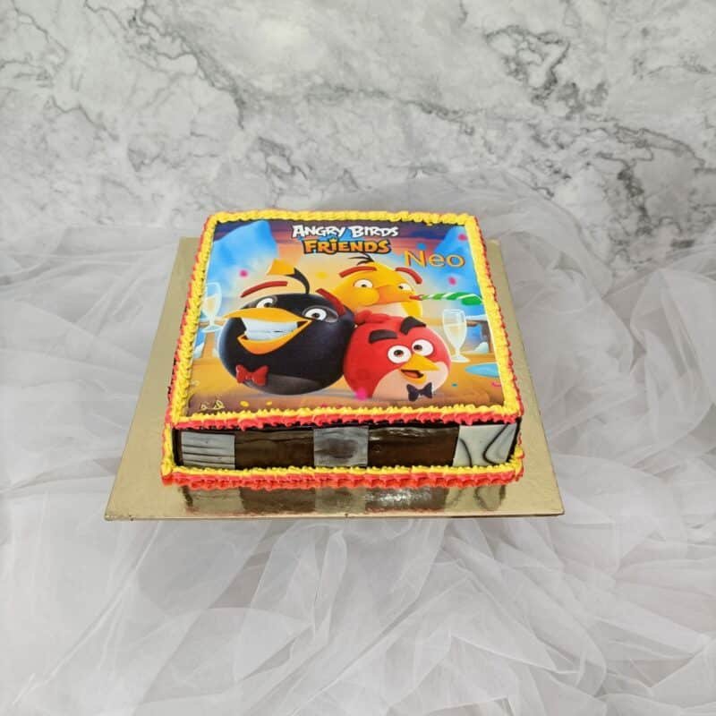 Angry Birds Cake