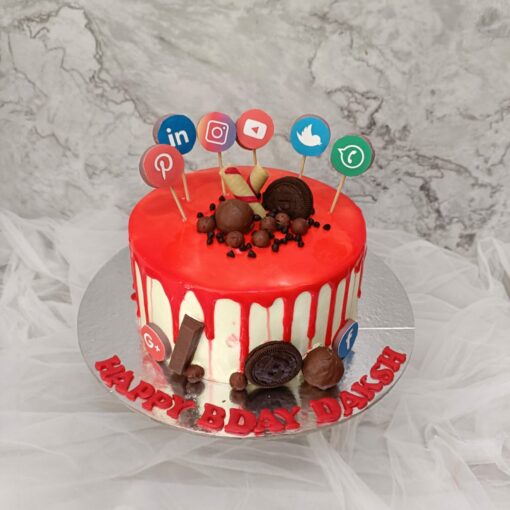 Social Media Cake