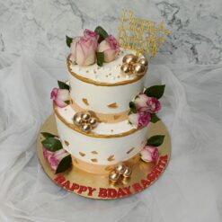 Twinkling Candle Cakes