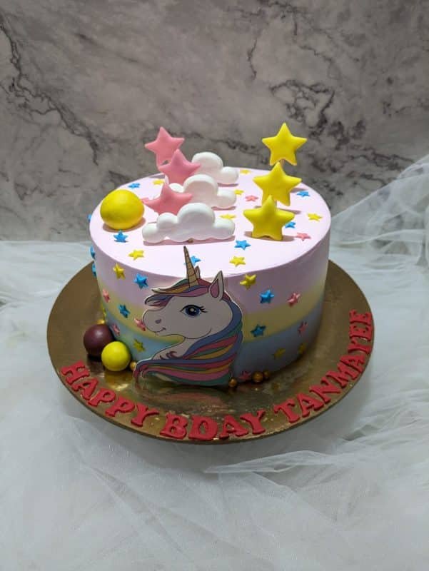 Yummy Unicorn Cake