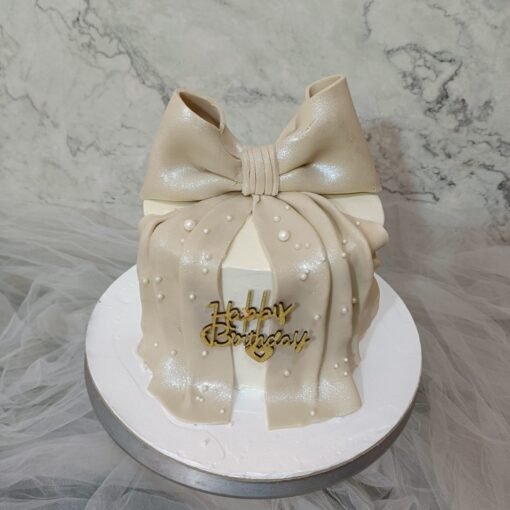 Bow Yummy Cake