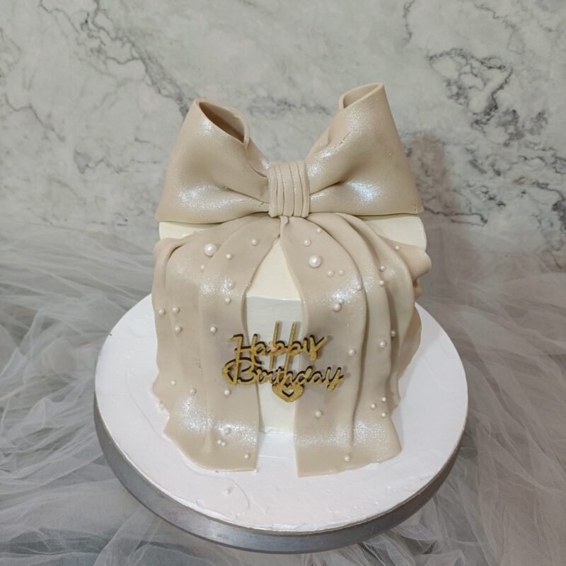 Bow Yummy Cake Bow Yummy Cake
