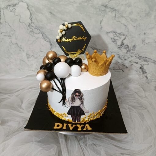 Customized Cake for Girls