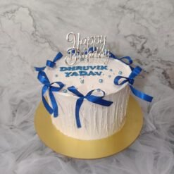 Blue Vintage Ribbon Cake